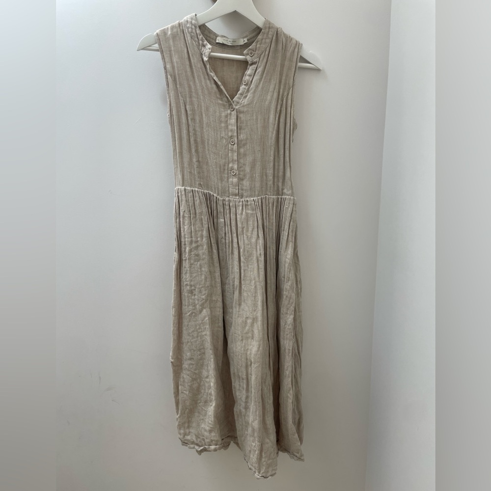 7115 by Szeki Linen Dress.